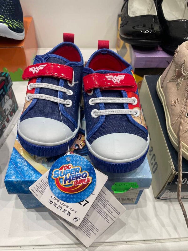 Girls Super Heroes Shoes - Size 27 - New