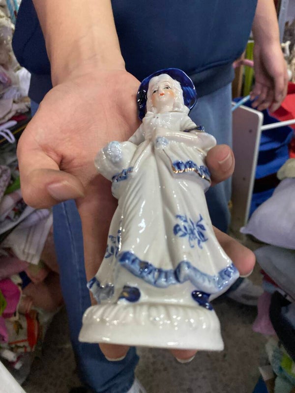 Blue & White Porcelain - Figurines