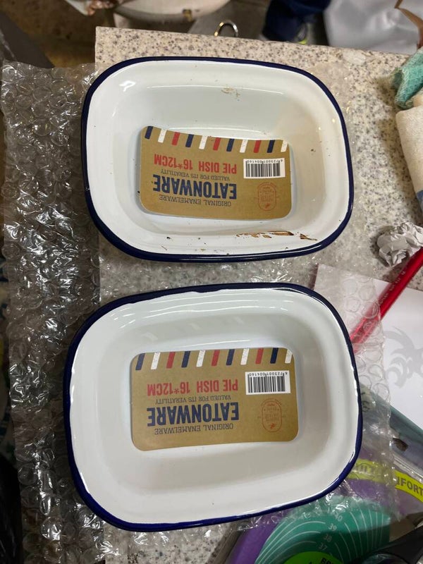 Enamel 3€ Each ***