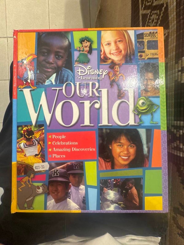 Disney Learning Our World - Books*
