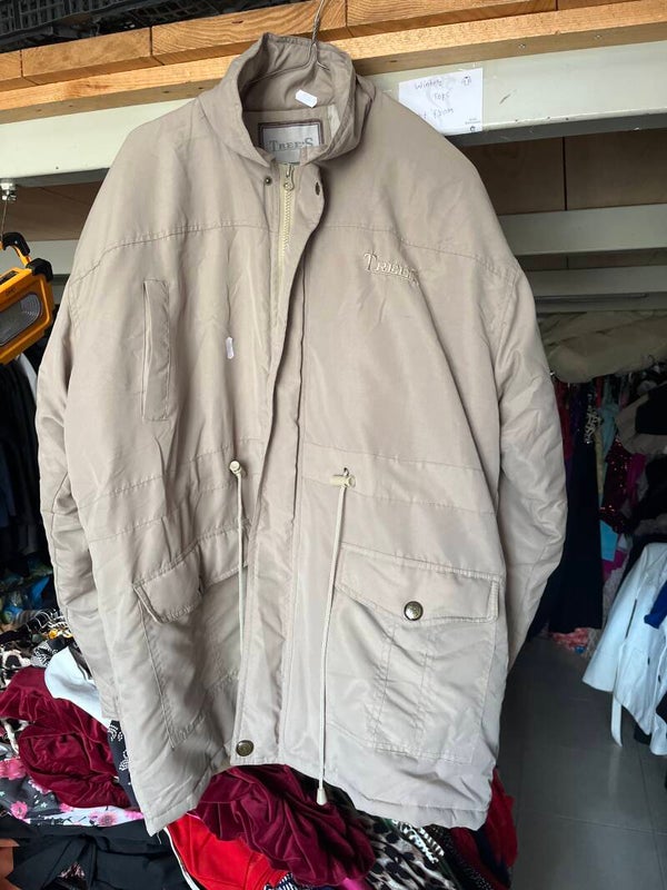 Men’s jacket size XL*