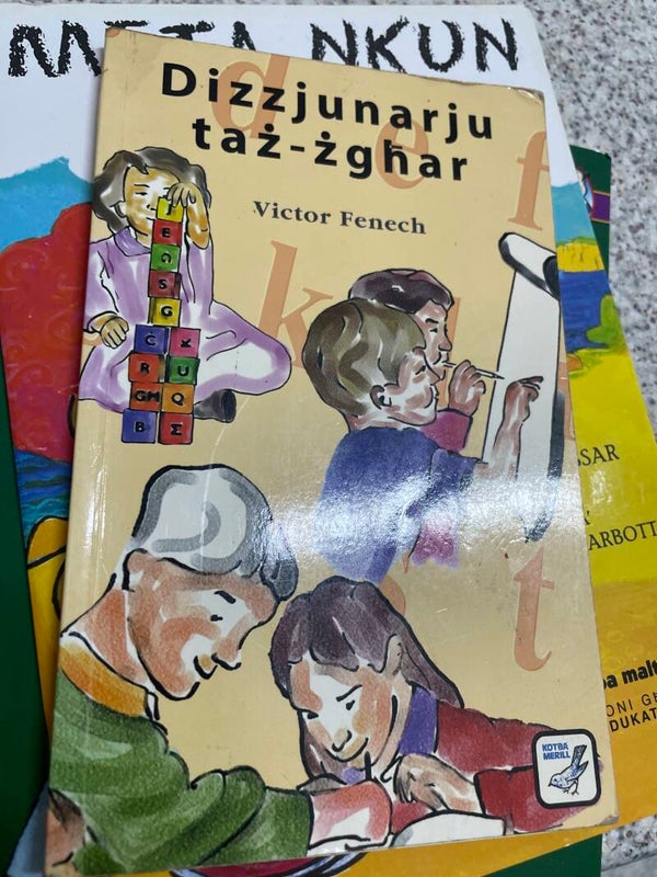 Dizzjunarju taz-Zghar - Books