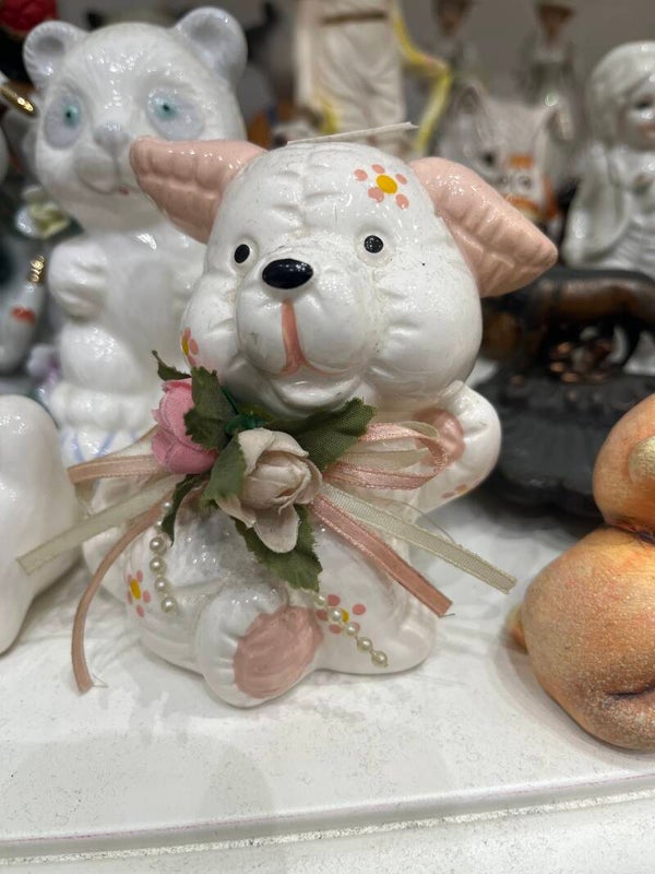 Japanese Porcelain Dog - Figurines