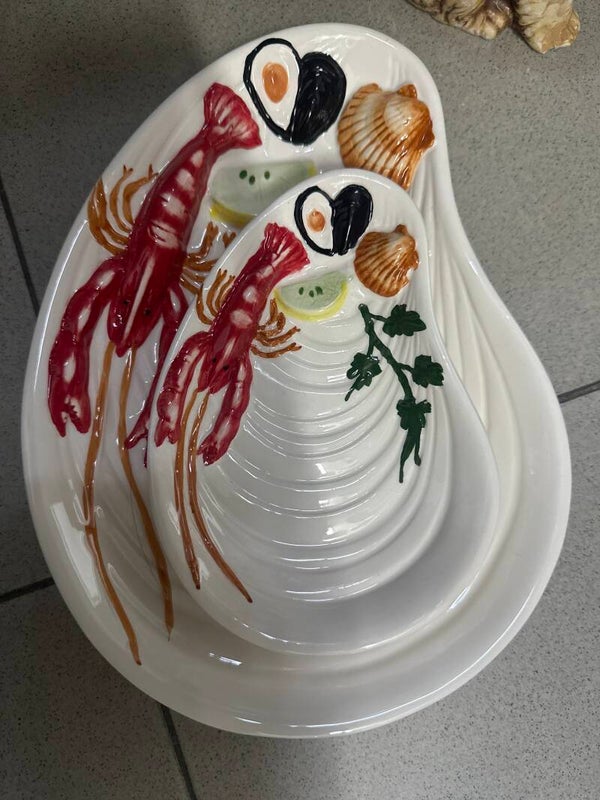 Seafish Serving Plates-Supplies***