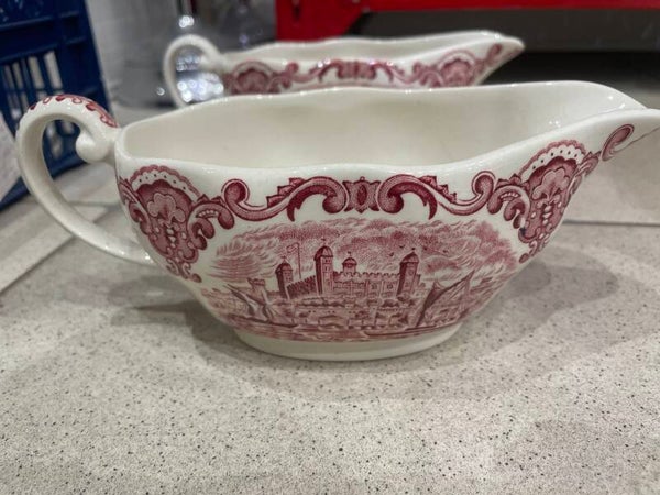 Gravy Boat-Decor***