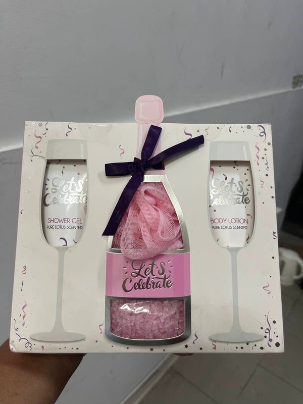 Gift pack set- Accessories ***