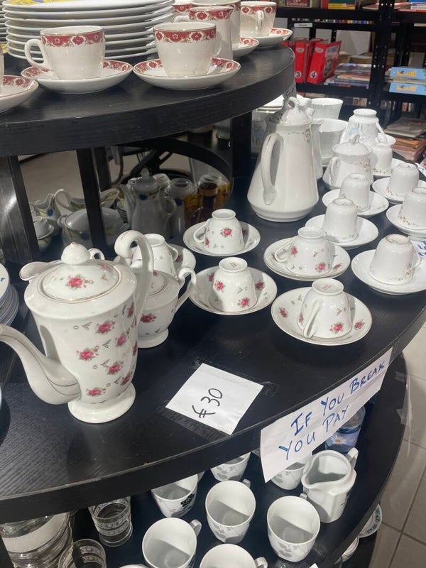 white porcelain tea service - supplies*