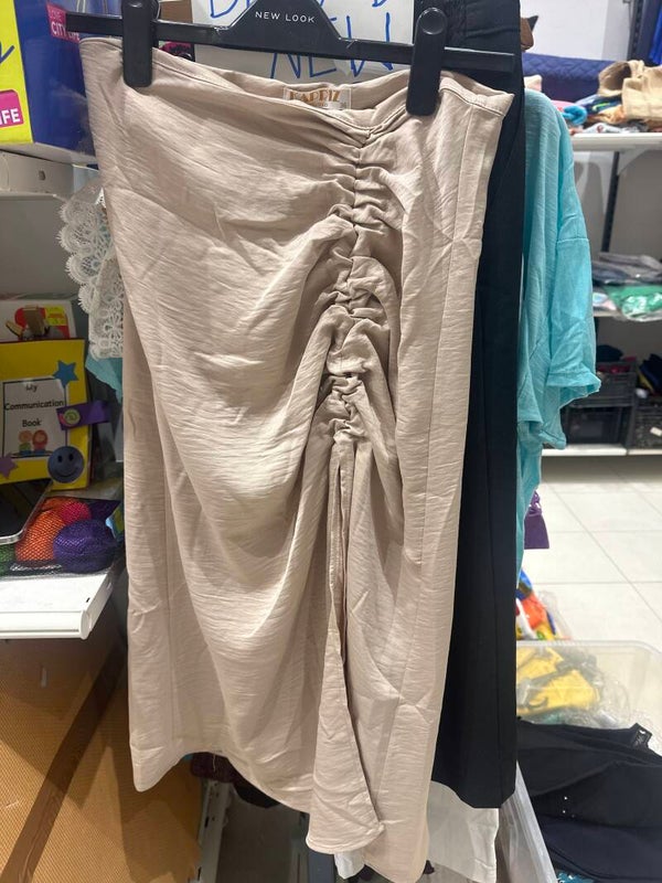 Women Skirt - New - Size 36