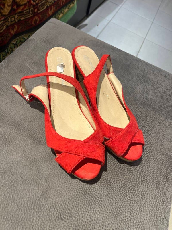 Women’s Wedge Sandals - Size 39***