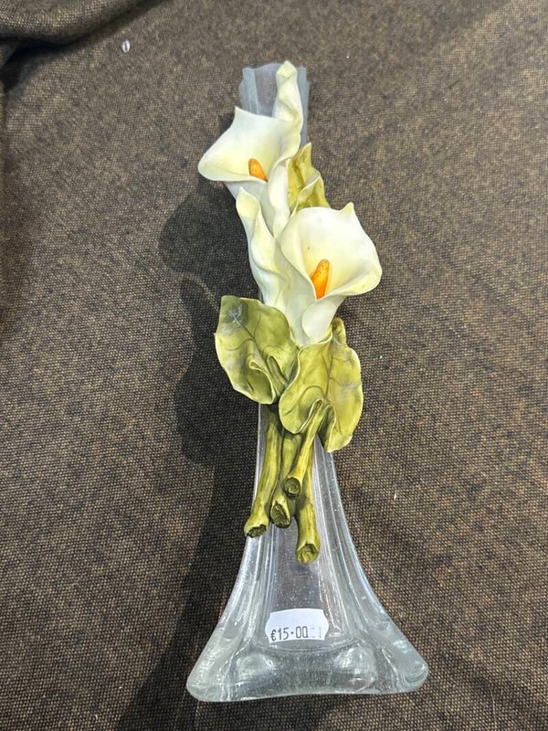 Sculpted Flowers On Clear Glass Tall Vase - Decor
