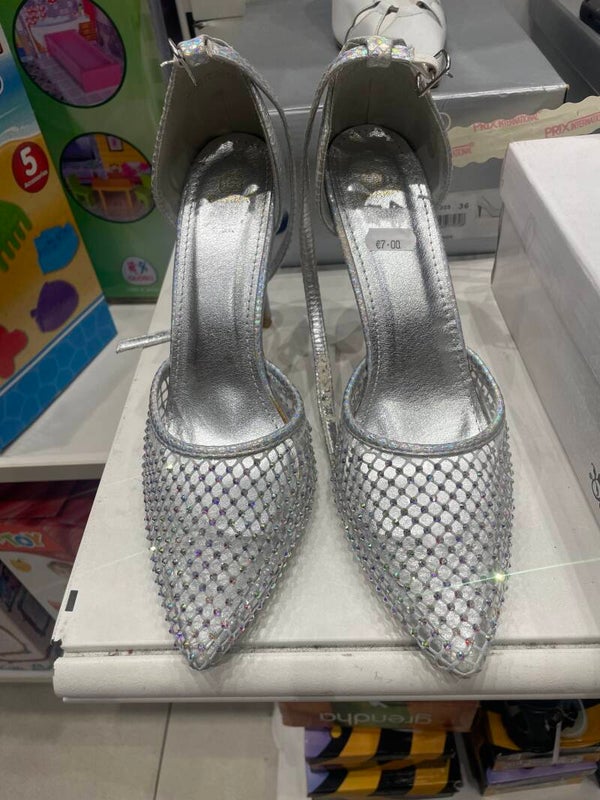Givana women heels - size: 40*