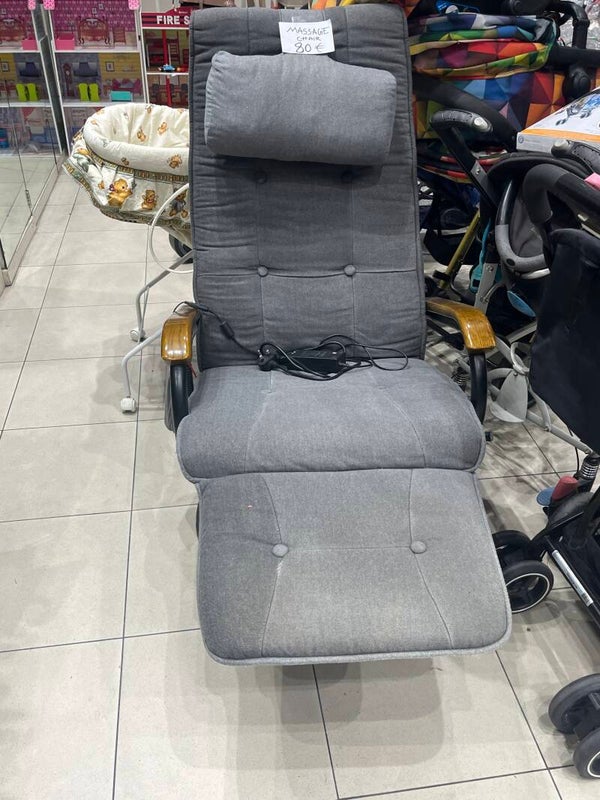 Massage Chair - Furniture*