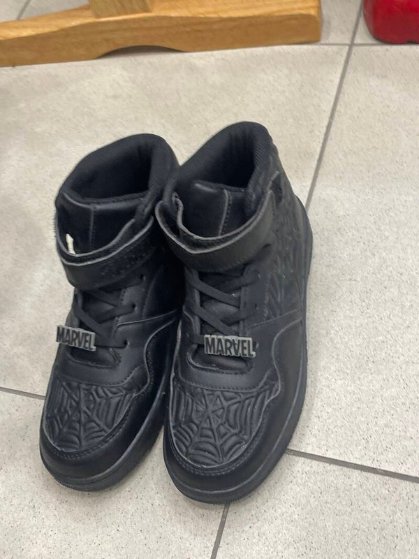 Boys Marvel Boots - Size 36