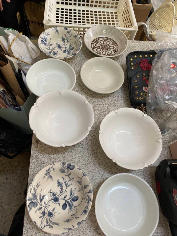 Ceramic Bowls - €1 Each - Supplies