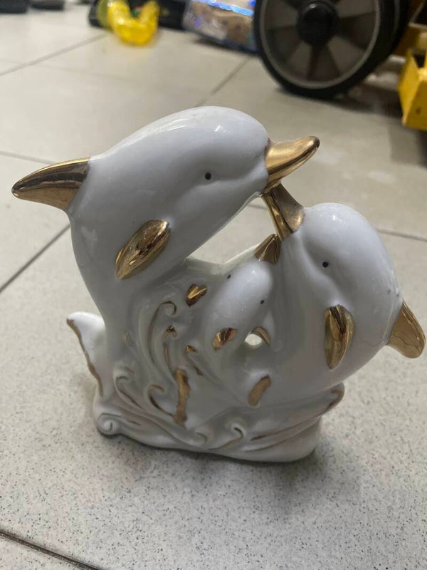 Dolphins porcelain Figurine- Figurines ***