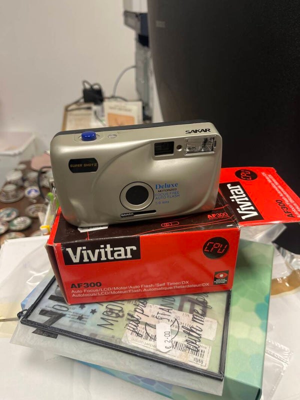 Vivitar vintage Camera - Collectibles*