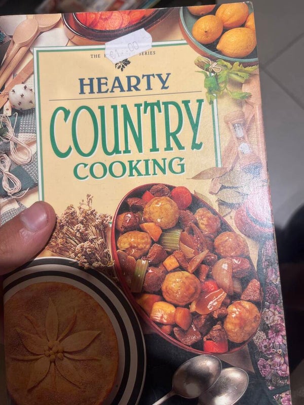 Hearty Country Cooking - Books*
