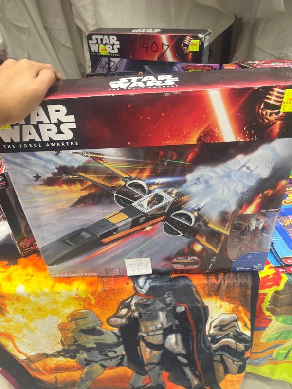 Star Wars Poe’s X-Wing Fighter - toys*