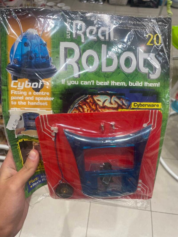vintage Eaglemoss Real Robots magazine - collectibles*