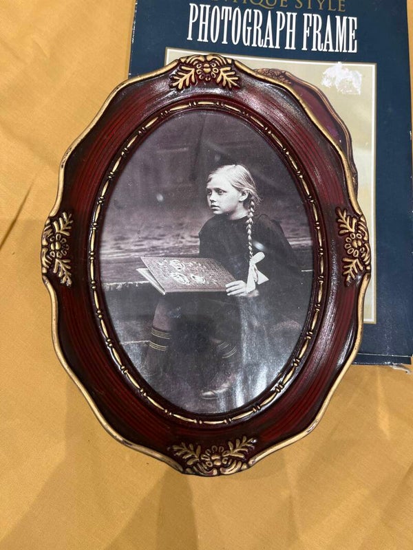 Wall Frame-Decor***