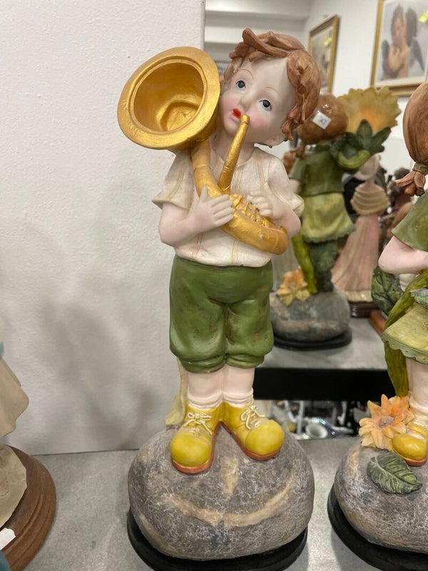 Figurines-Decor***