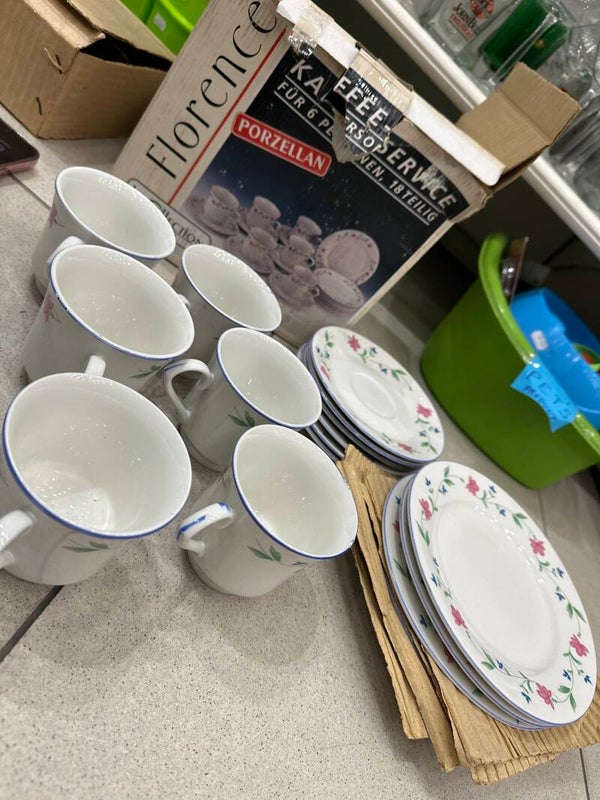 Tea Cups 18 Pcs - New - Supplies