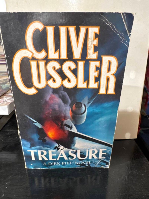 Treasure- Clive Cussler - Books*