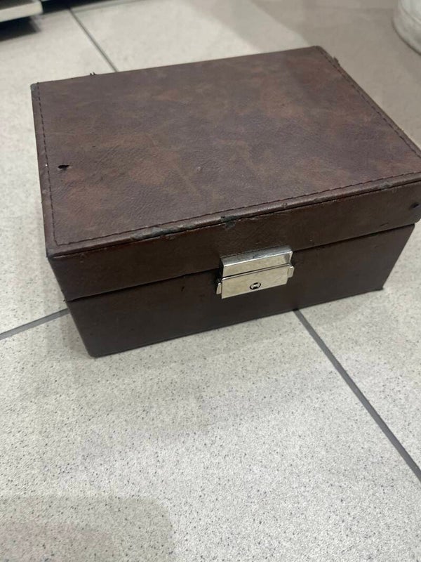 Leather Jewelry box - supplies*
