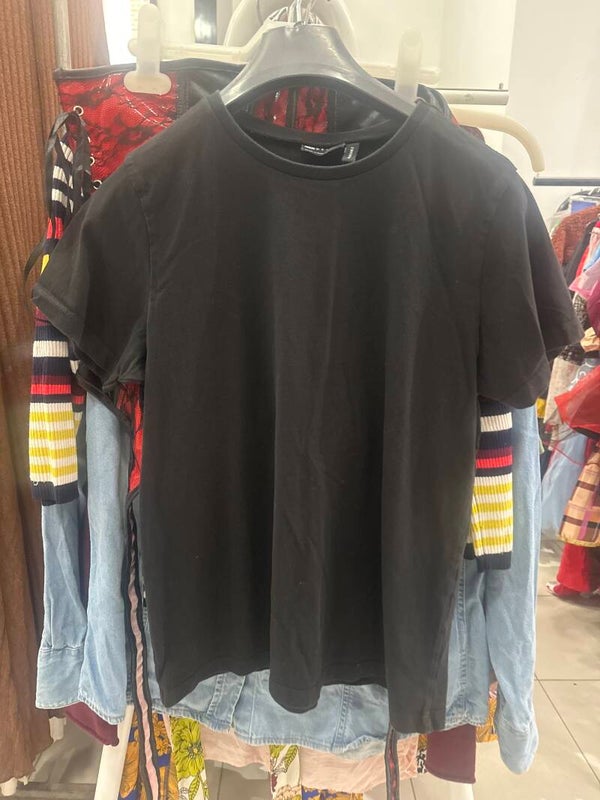 Men T-Shirt - Size S