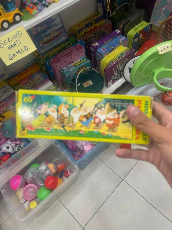 Snow White & the seven dwarfs puzzle - games*