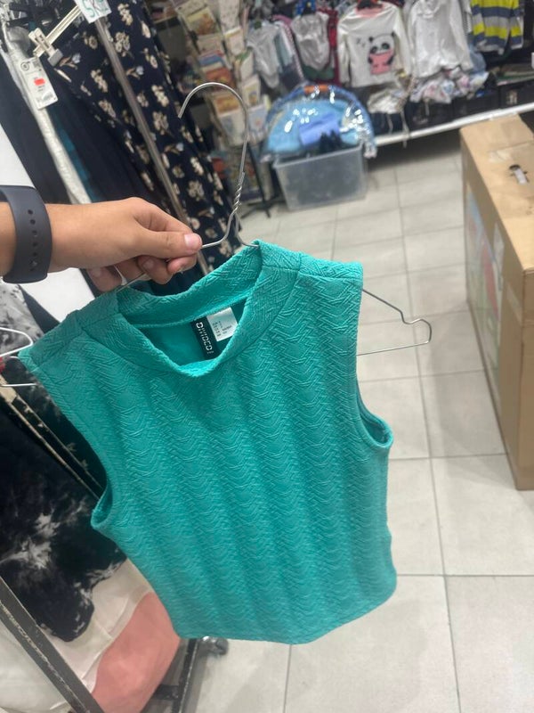 Girls Vest - Size S