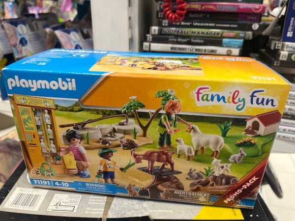 New play mobil- Toys***