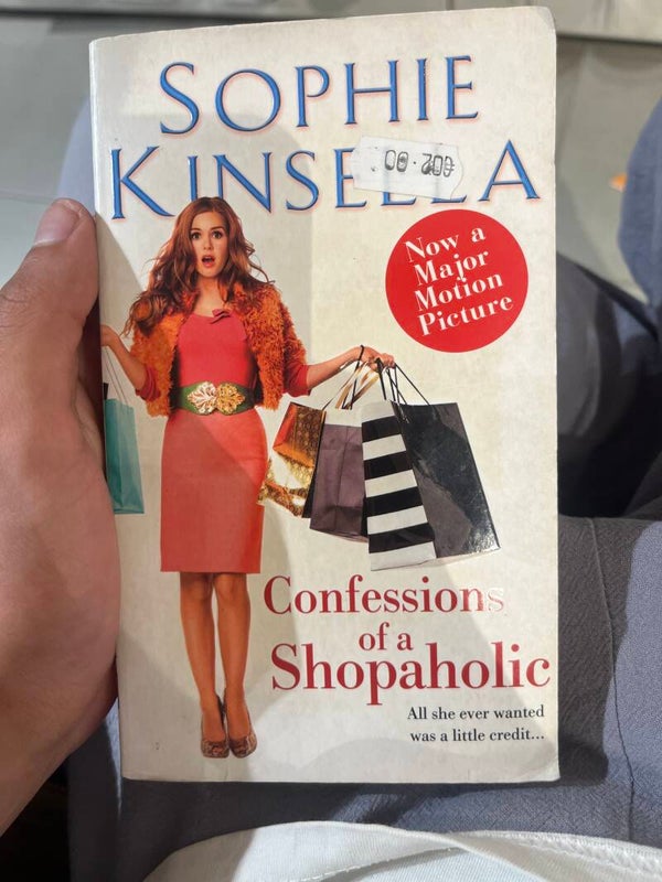 Confessions Of A Shopaholic - books*