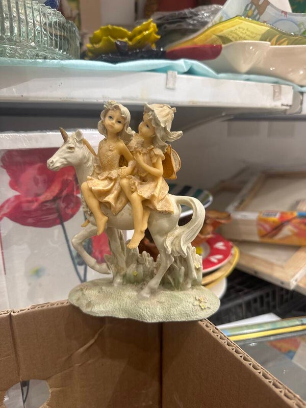 Fairies Figurine -Figurines ***