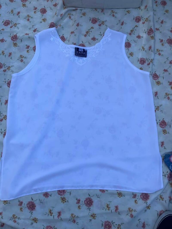 Women Top -Size XL***