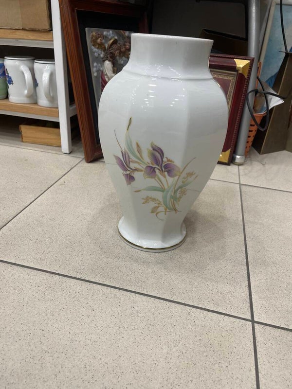 Flower vase-Decor***