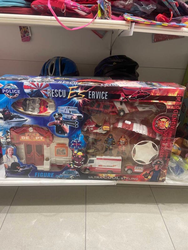 Figure Play Set - Toys**