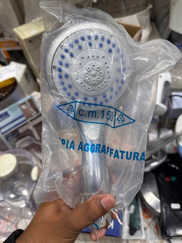 Shower Head - Supplies ****