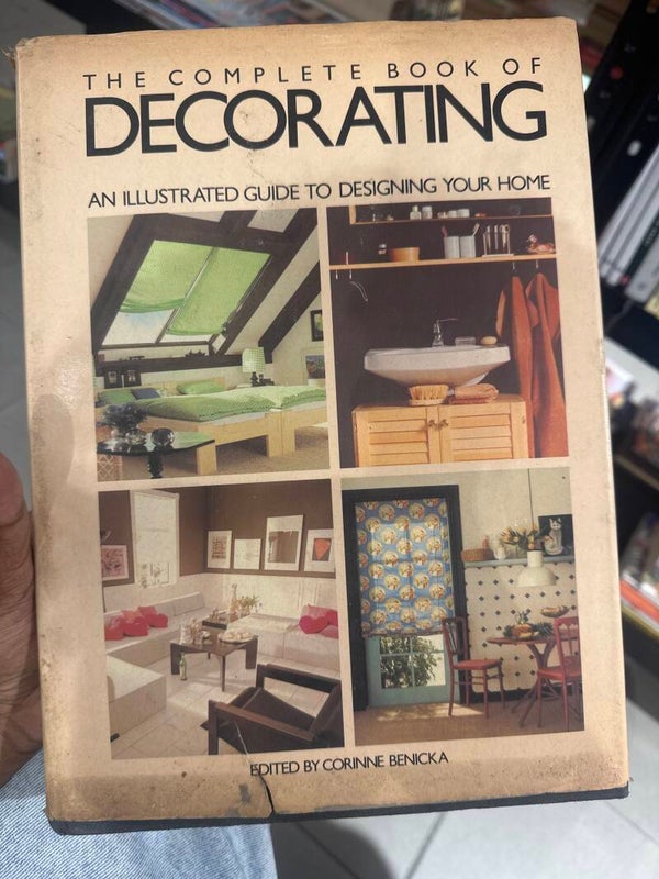 Decorating - Books ****