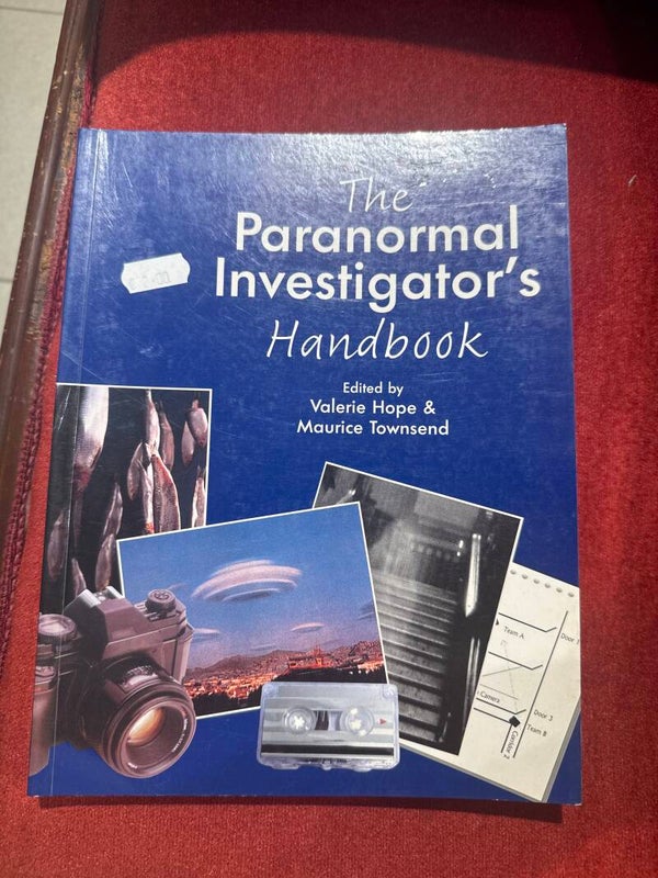 The Paranormal investigators handbook - books*