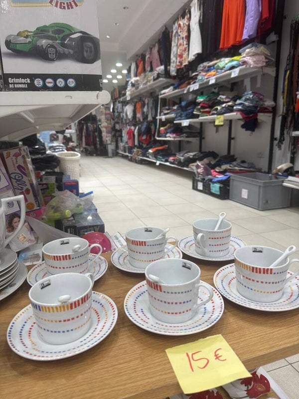 Tea Cup Set - Collectibles***