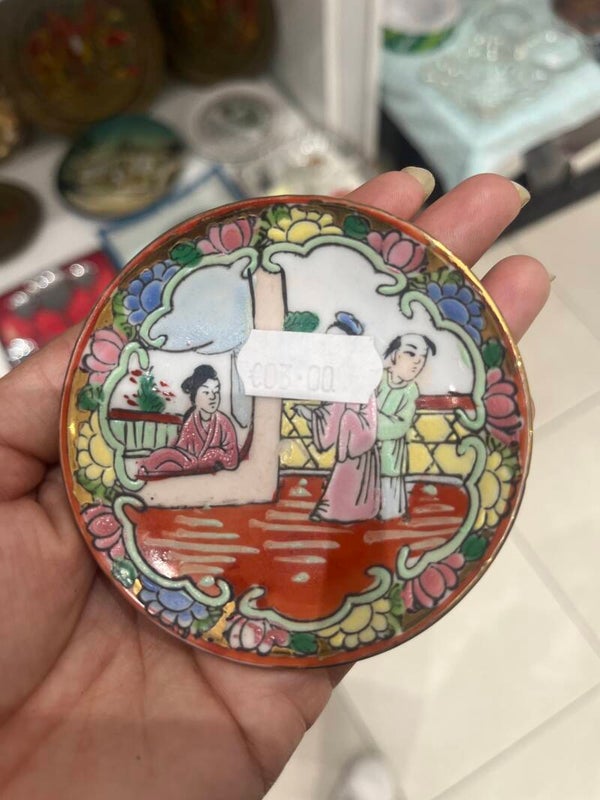 Chinese Miniature Wall Hanging Plate - Decor
