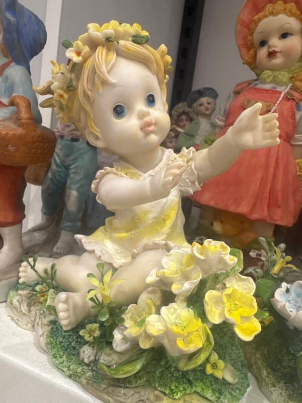 Figurines-Decor***