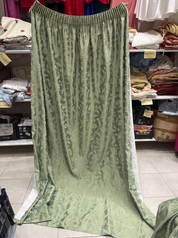 Curtains 6pcs- Supplies ***