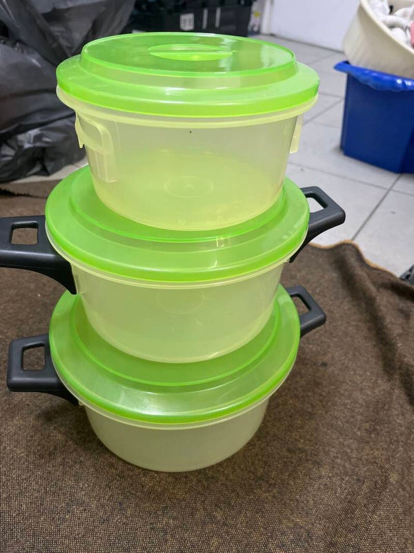 Tupperware set of 3- Supplies ***