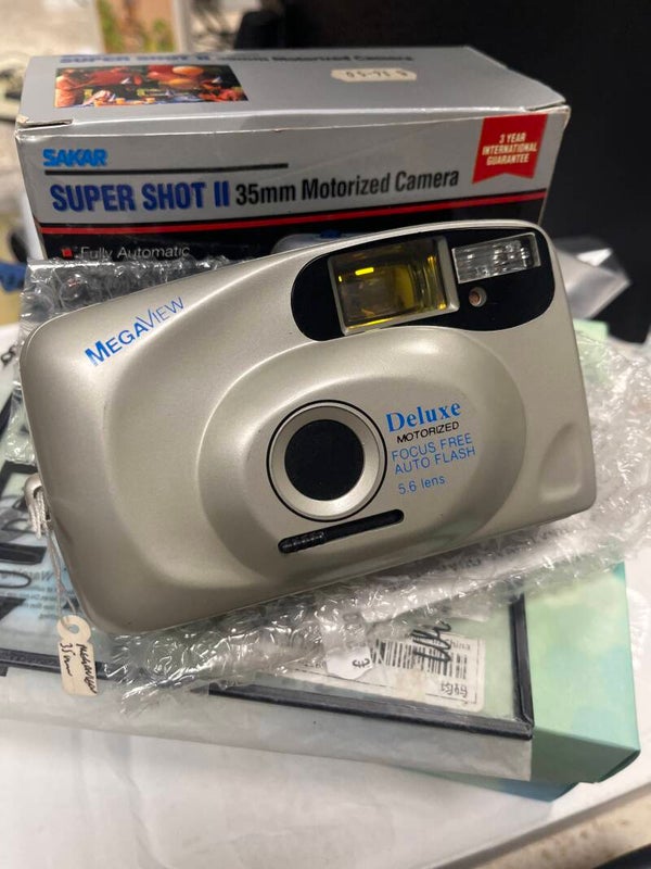 Sakar Supershot II vintage Camera - Collectibles*