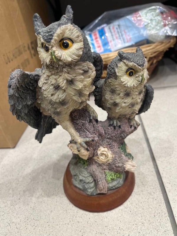 Owls Resin Figurines-Decor***