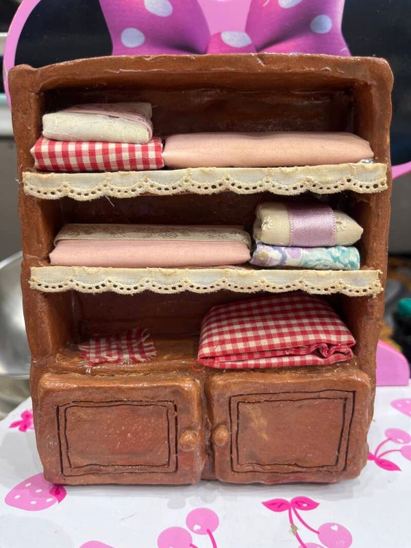 miniature dollhouse hutch cabinet-Toys***
