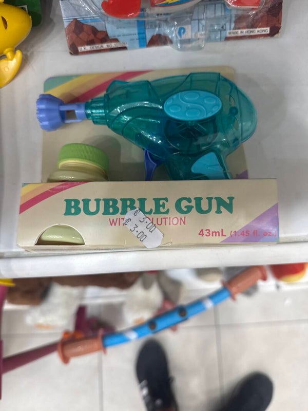 Vintage Bubble gun - toys*