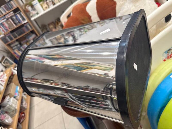 Stainless steel bread bin- Supplies ***